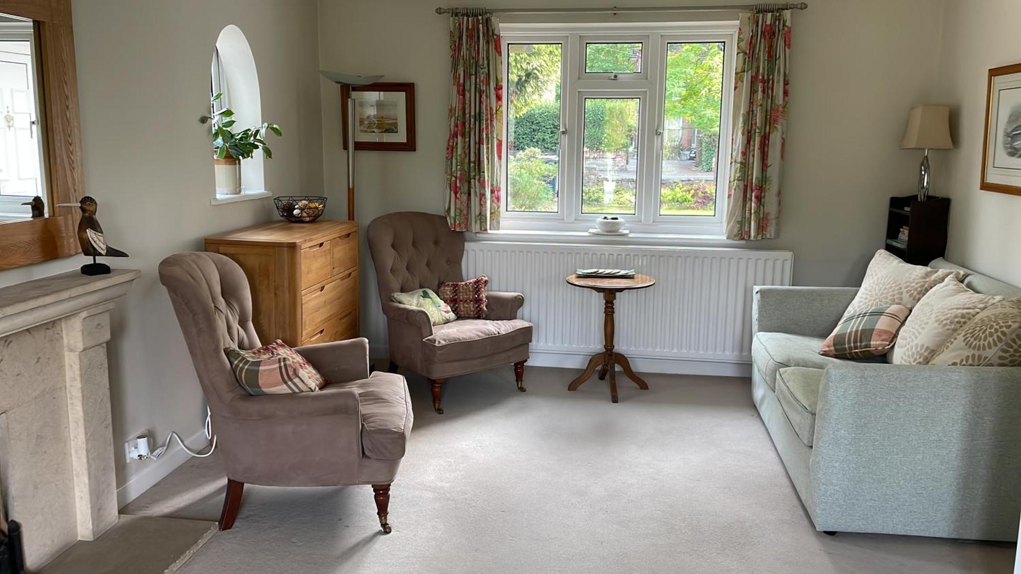 Charming Bournemouth House With Beautiful Spacious Gardens, 5 Min Drive To Beaches, Free Parking For 2-3 Cars Exterior photo
